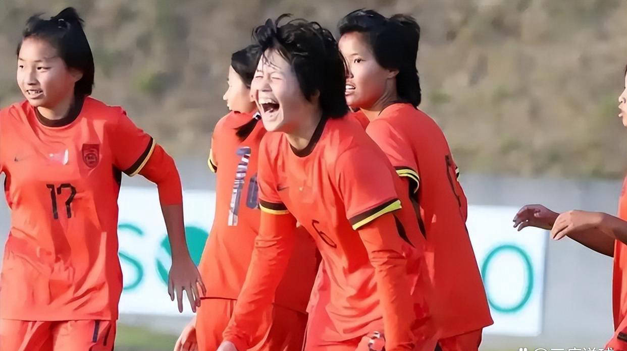 关于加拿大队员出人头地，取得女足胜利突围的信息